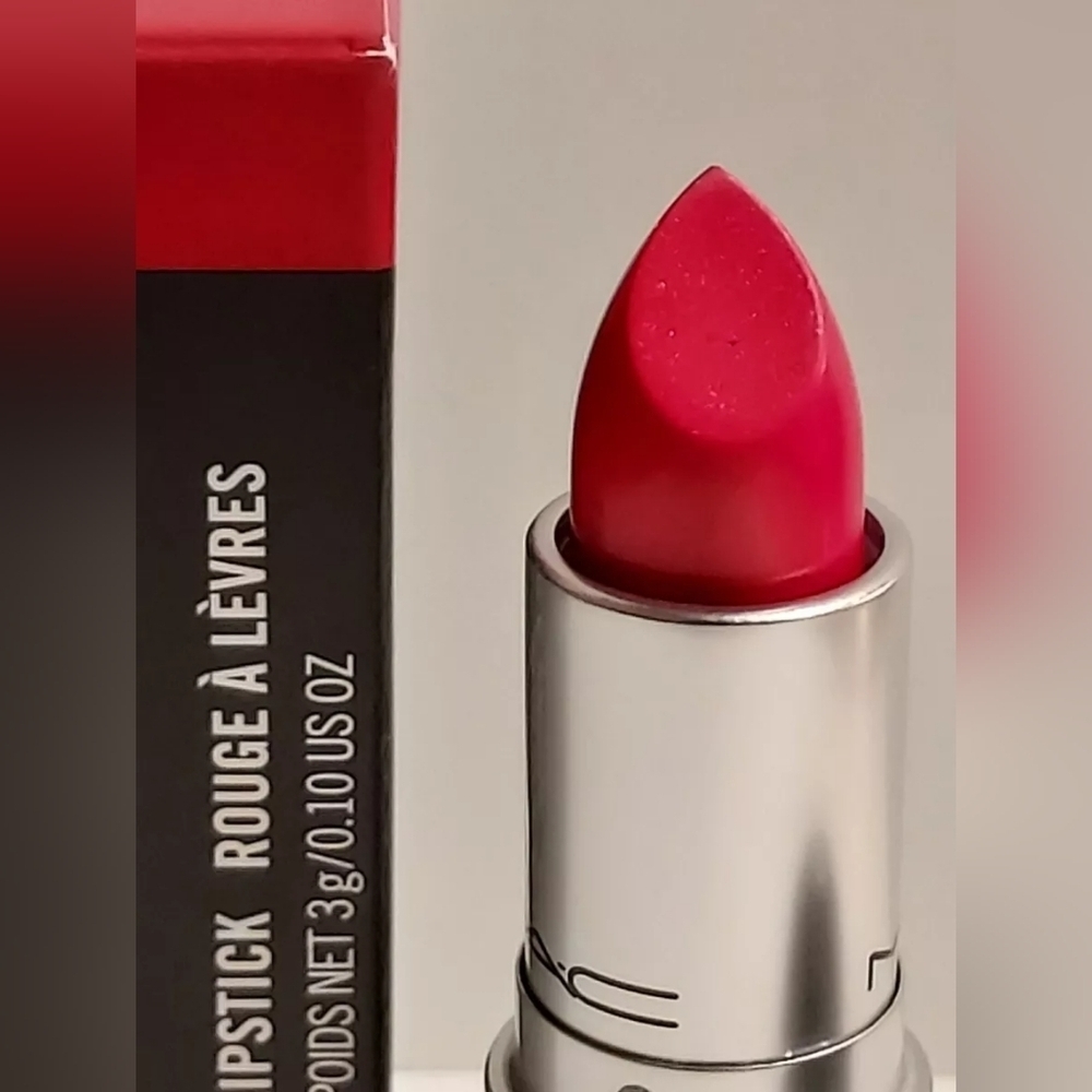 MAC Cremesheen Lipstick *SWEET SAKURA* / .10 oz / New in box